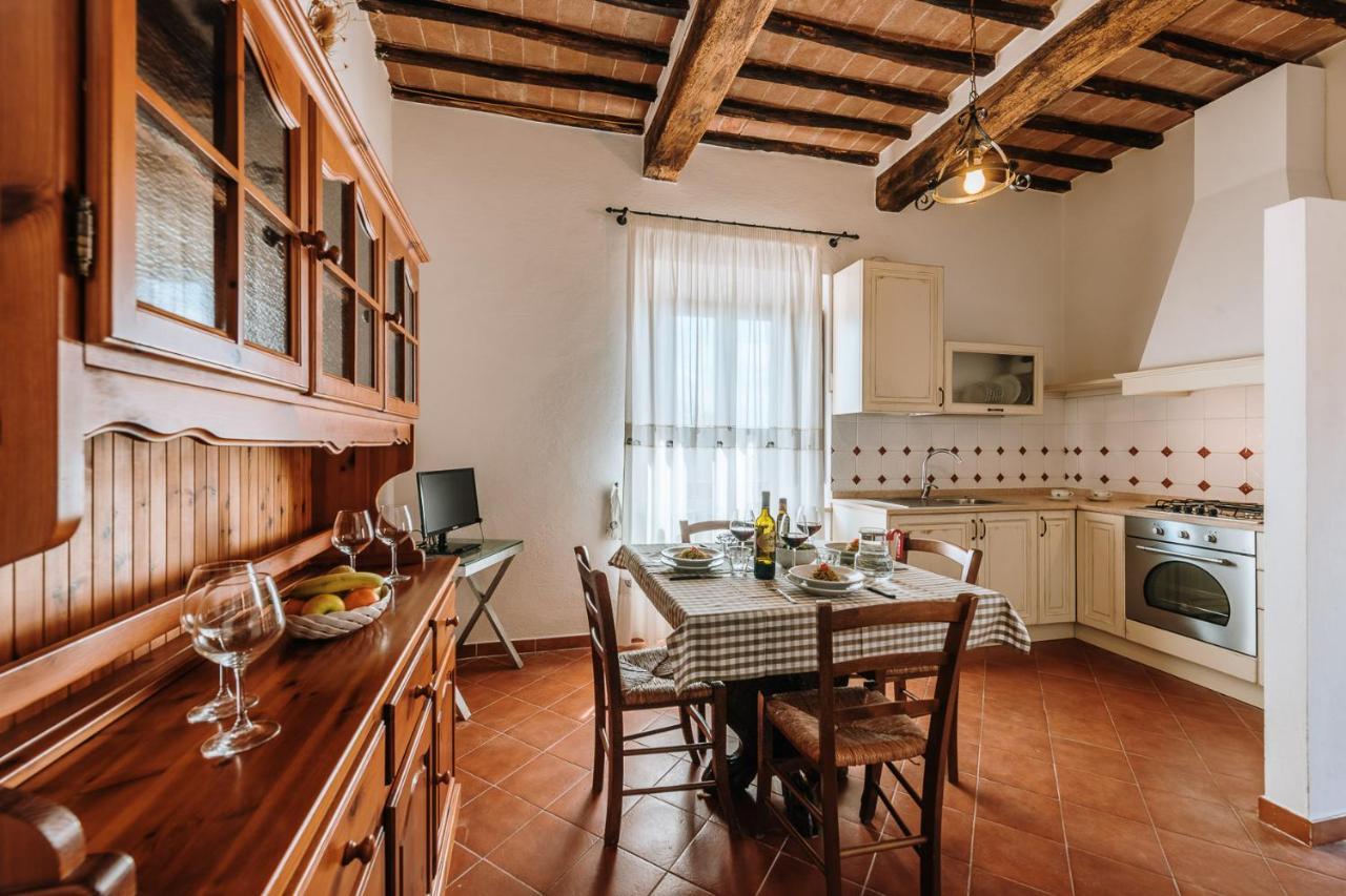 Borgo Villa A Sesta San Gusme Zewnętrze zdjęcie